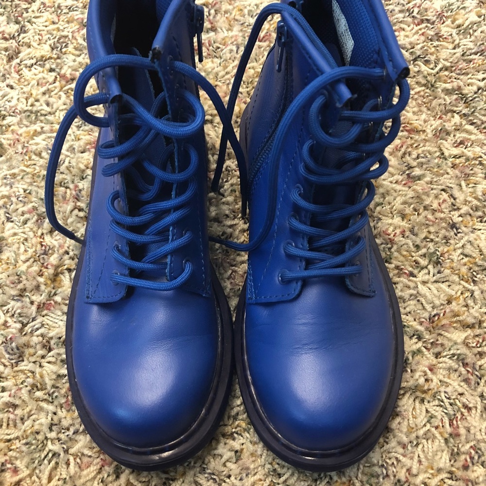 Youth Dr. Martens “Delaney” Boots
